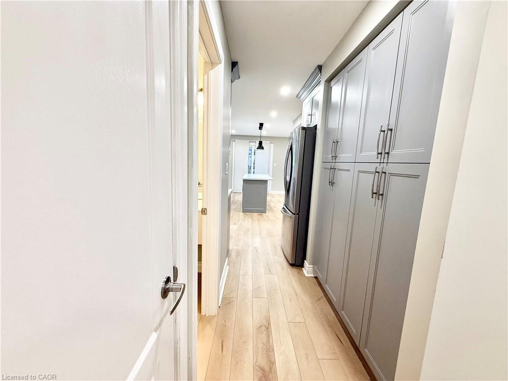 243 Riel Drive, Mississauga, ON - Indoor Photo Showing Other Room