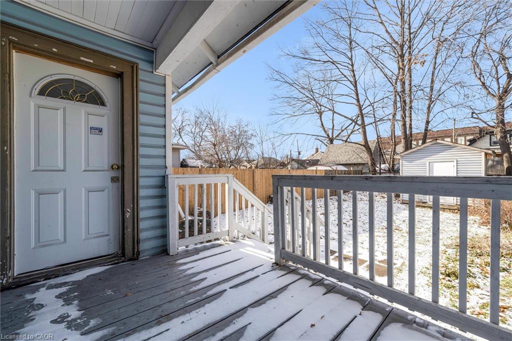 35 Bayfield Avenue, Hamilton, ON - Outdoor With Deck Patio Veranda