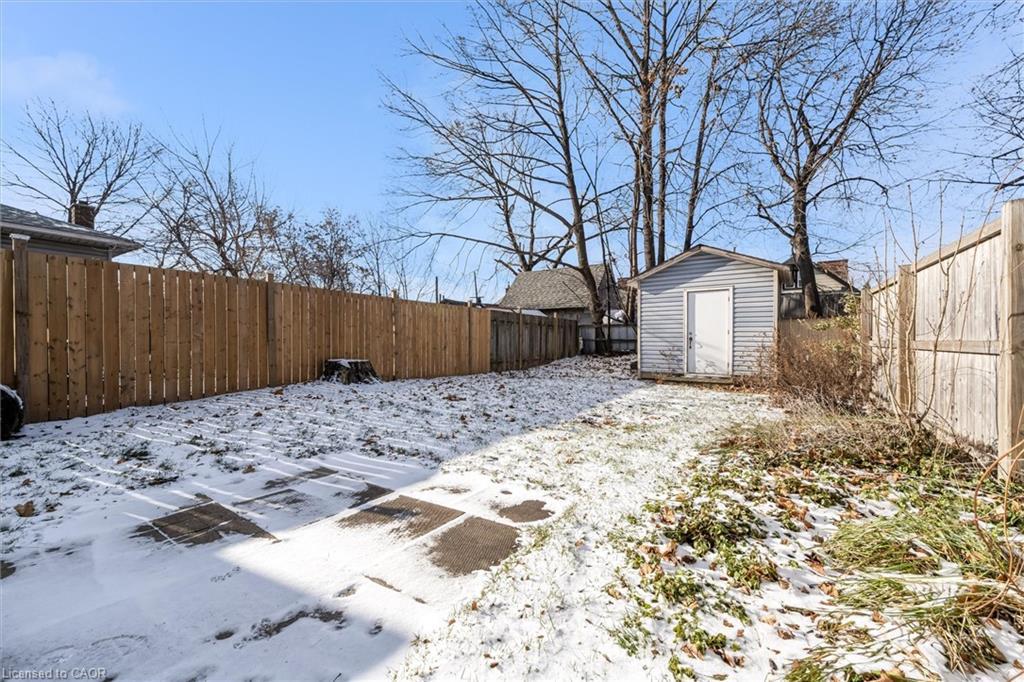 35 Bayfield Avenue, Hamilton, ON - Outdoor