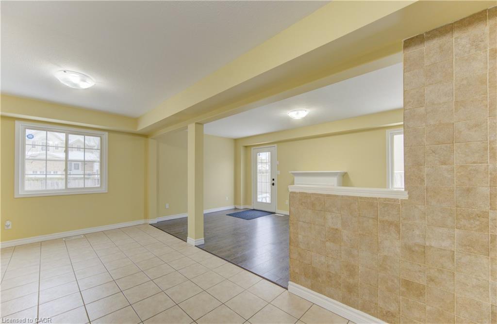 40 Red Clover Crescent, Kitchener, ON - Indoor Photo Showing Other Room