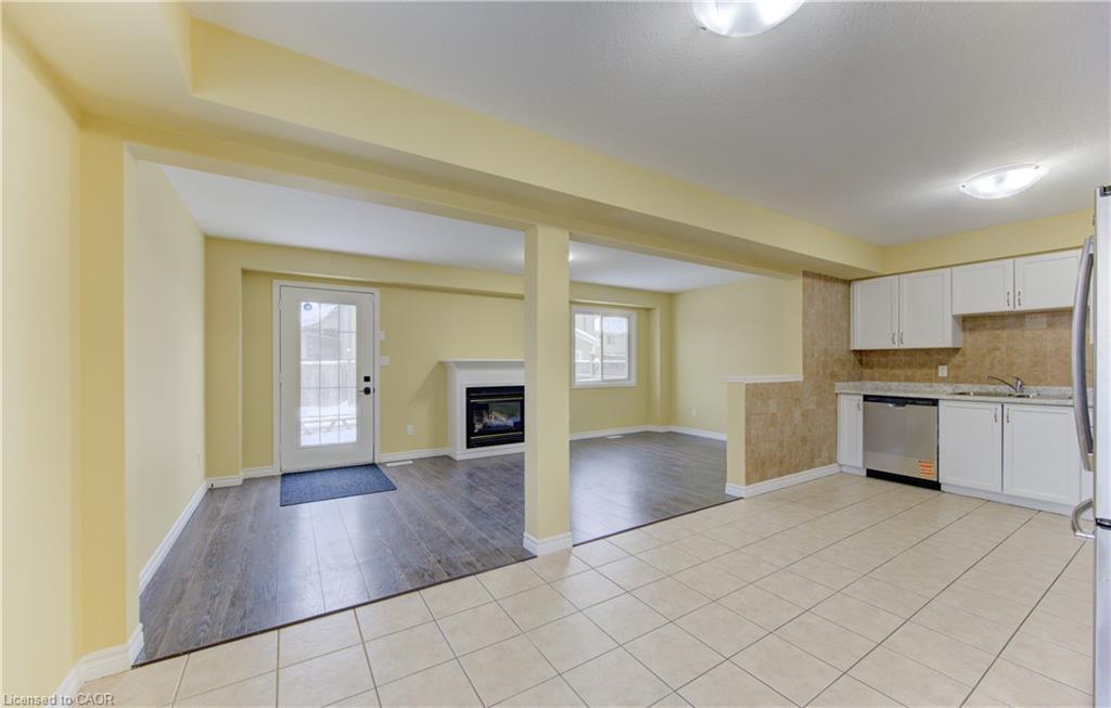 40 Red Clover Crescent, Kitchener, ON - Indoor With Fireplace