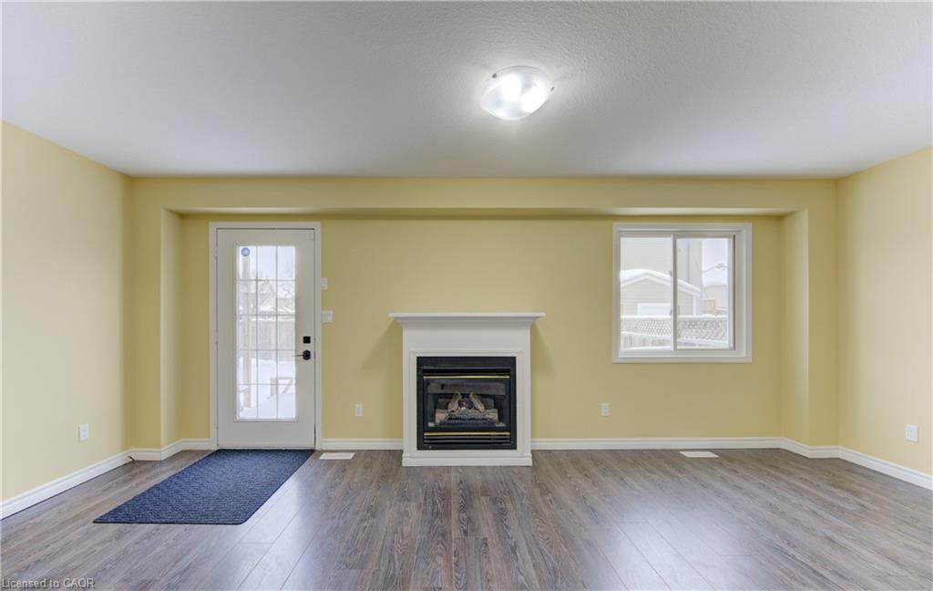 40 Red Clover Crescent, Kitchener, ON - Indoor Photo Showing Living Room With Fireplace