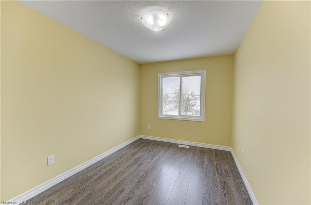 40 Red Clover Crescent, Kitchener, ON - Indoor Photo Showing Other Room