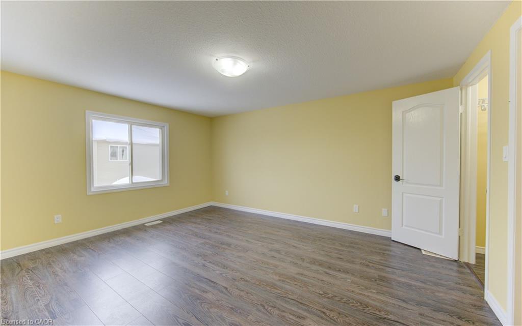 40 Red Clover Crescent, Kitchener, ON - Indoor Photo Showing Other Room