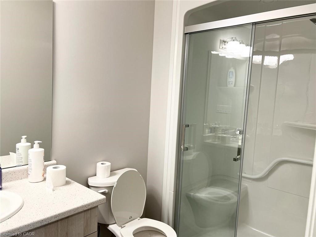 121 Alicia Crescent, Thorold, ON - Indoor Photo Showing Bathroom