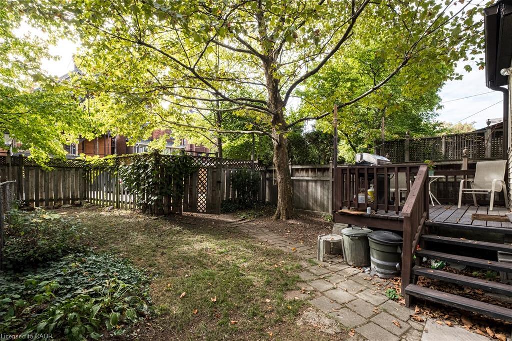 219 Charlton Avenue W, Hamilton, ON - Outdoor