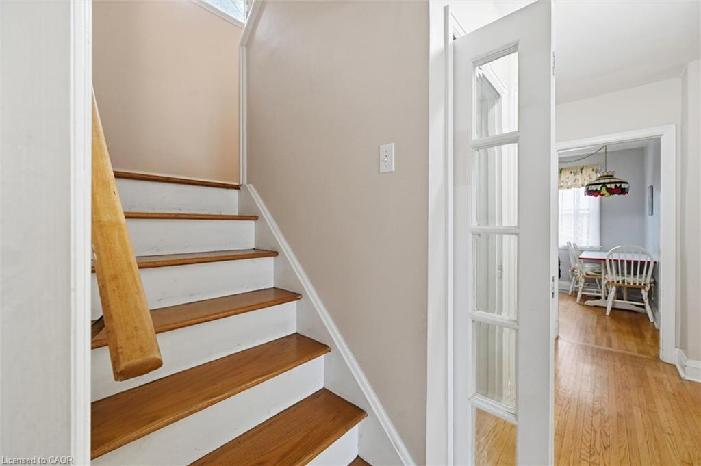 291 Merle Avenue, Burlington, ON - Indoor Photo Showing Other Room