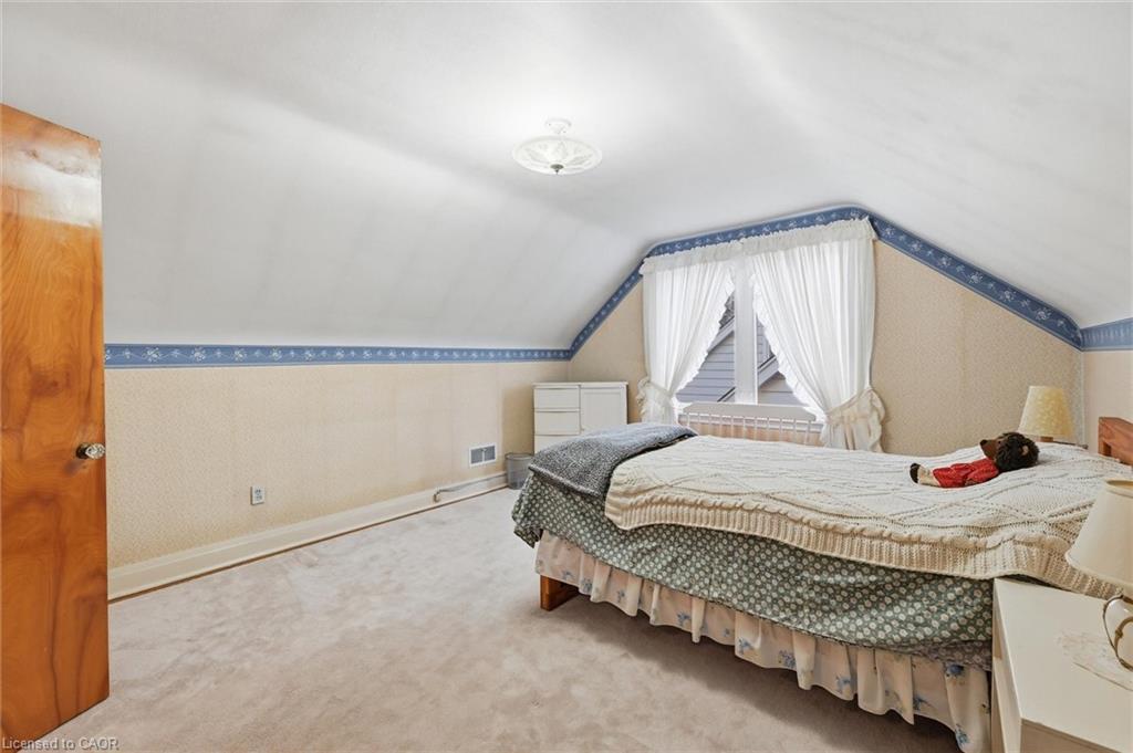 291 Merle Avenue, Burlington, ON - Indoor Photo Showing Bedroom