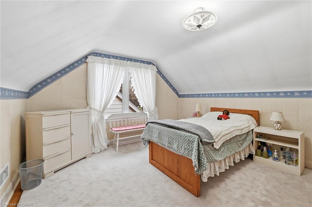 291 Merle Avenue, Burlington, ON - Indoor Photo Showing Bedroom