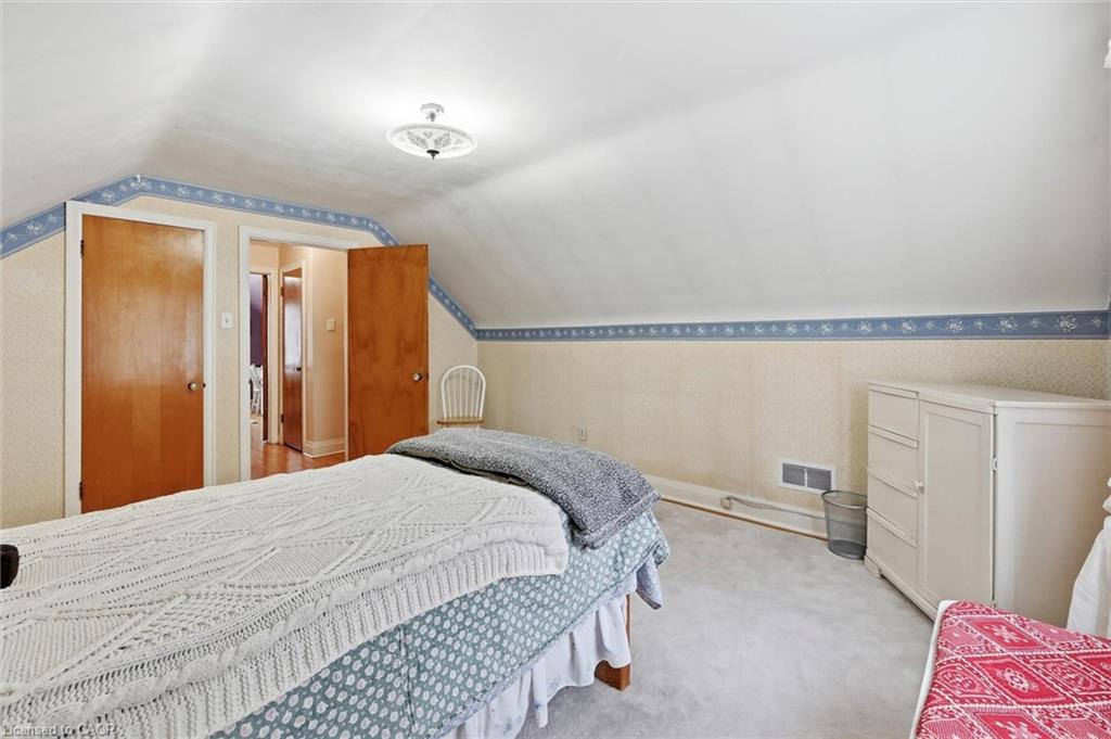 291 Merle Avenue, Burlington, ON - Indoor Photo Showing Bedroom