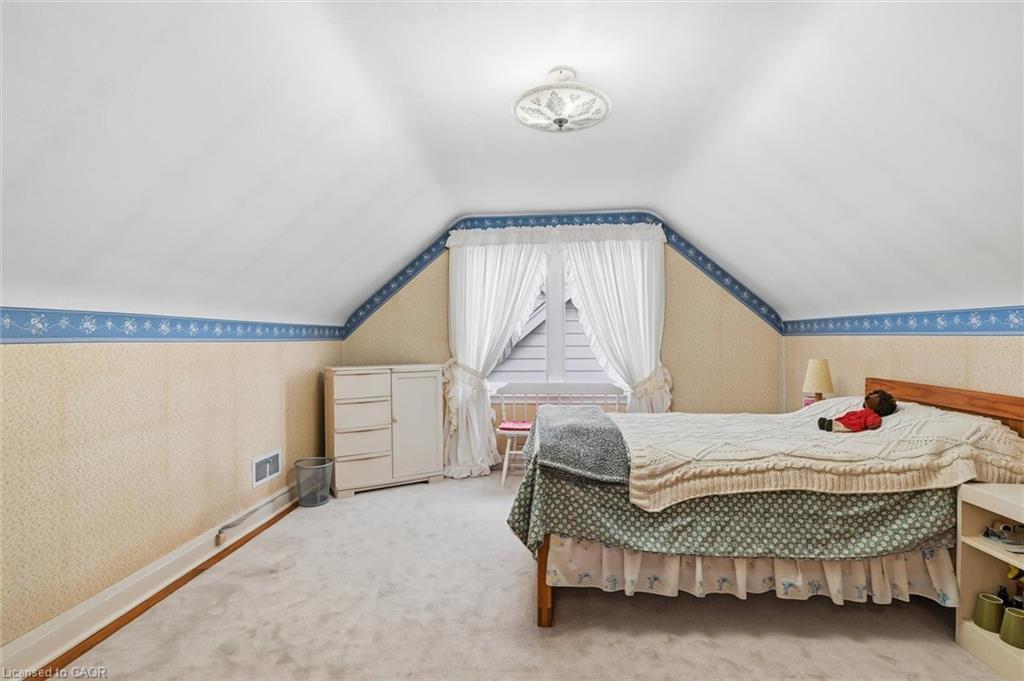 291 Merle Avenue, Burlington, ON - Indoor Photo Showing Bedroom
