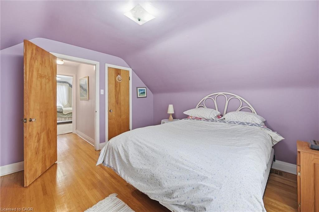 291 Merle Avenue, Burlington, ON - Indoor Photo Showing Bedroom