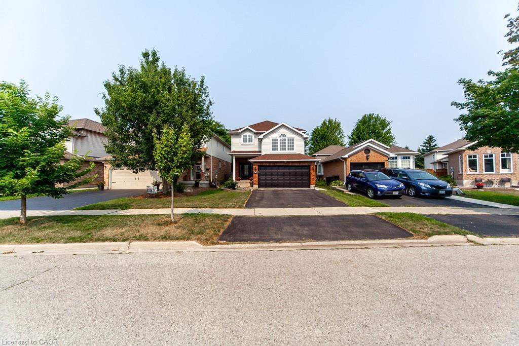 Main-579 Windjammer Way, Waterloo, ON - Outdoor With Facade