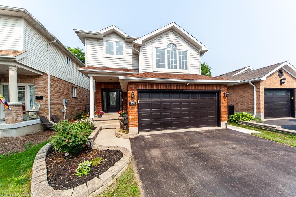 Main-579 Windjammer Way, Waterloo, ON - Outdoor With Facade