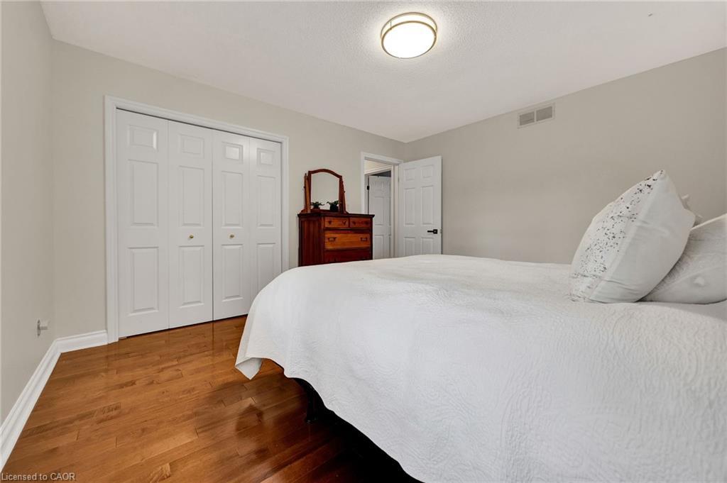 250 Grey Squirrel Place, Waterloo, ON - Indoor Photo Showing Bedroom
