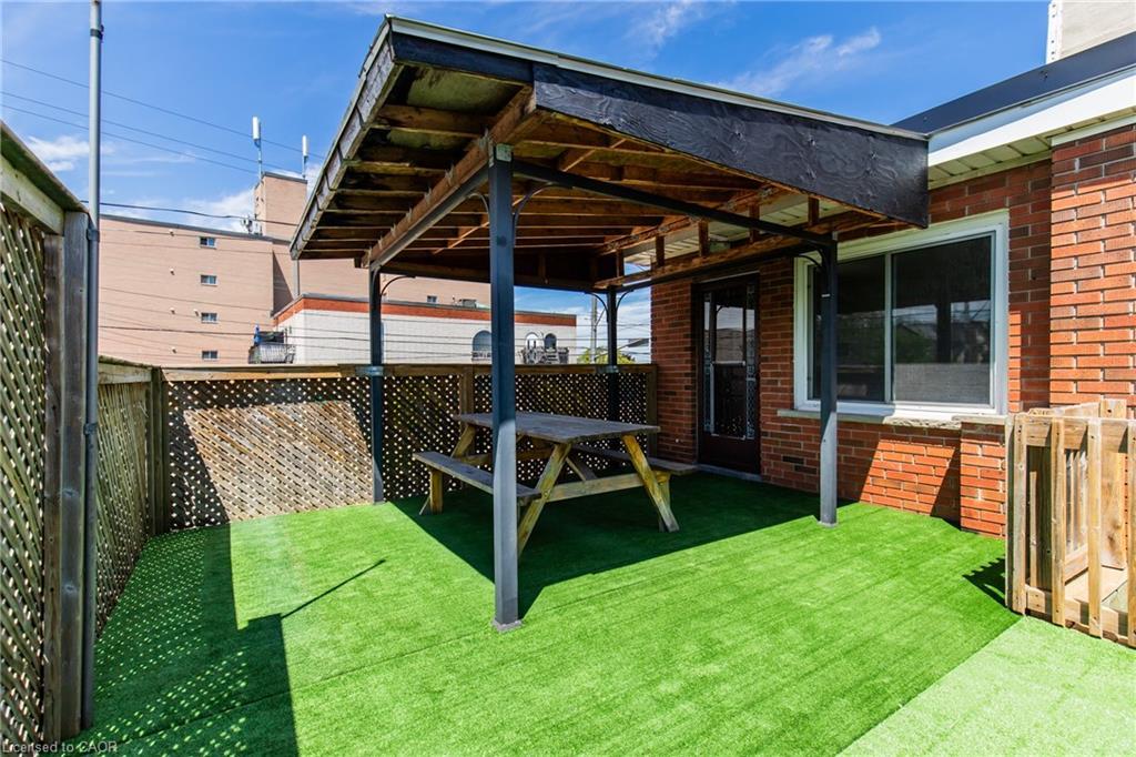 2340 King Street E, Hamilton, ON