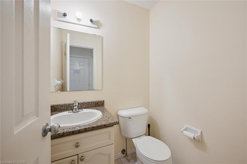 76 Templewood Drive, Kitchener, ON - Indoor Photo Showing Bathroom