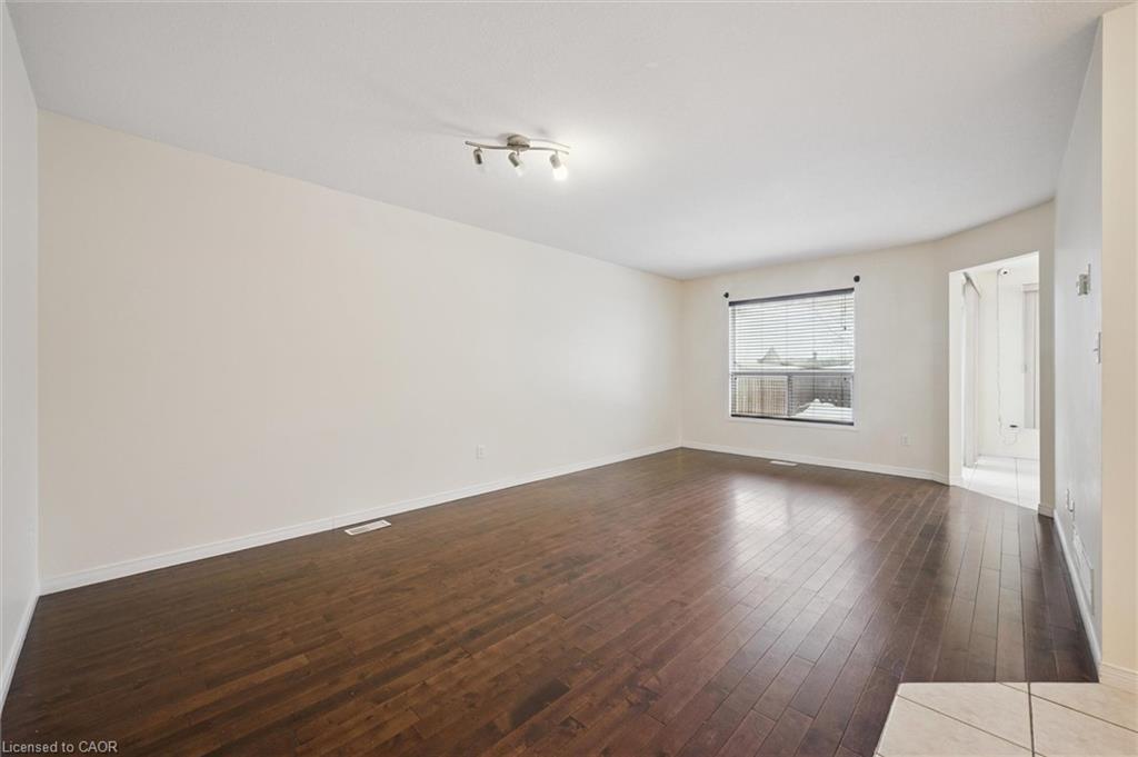 76 Templewood Drive, Kitchener, ON - Indoor