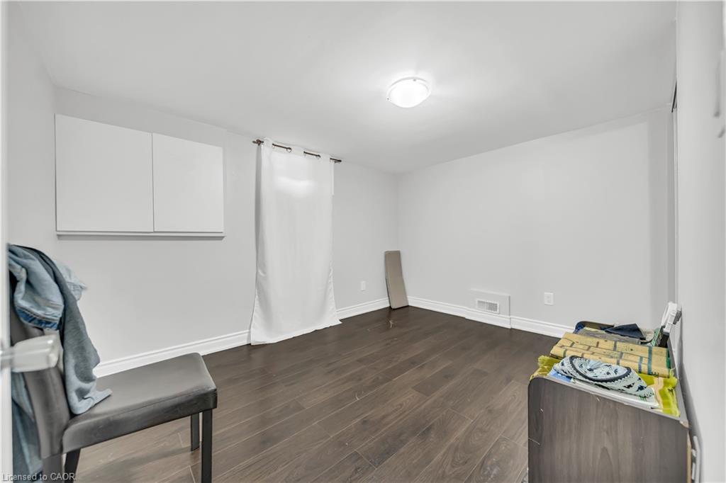 259 Franklin Street S, Kitchener, ON - Indoor Photo Showing Other Room