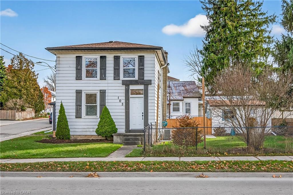 103 Charles Street W, Ingersoll, ON - Outdoor With Facade