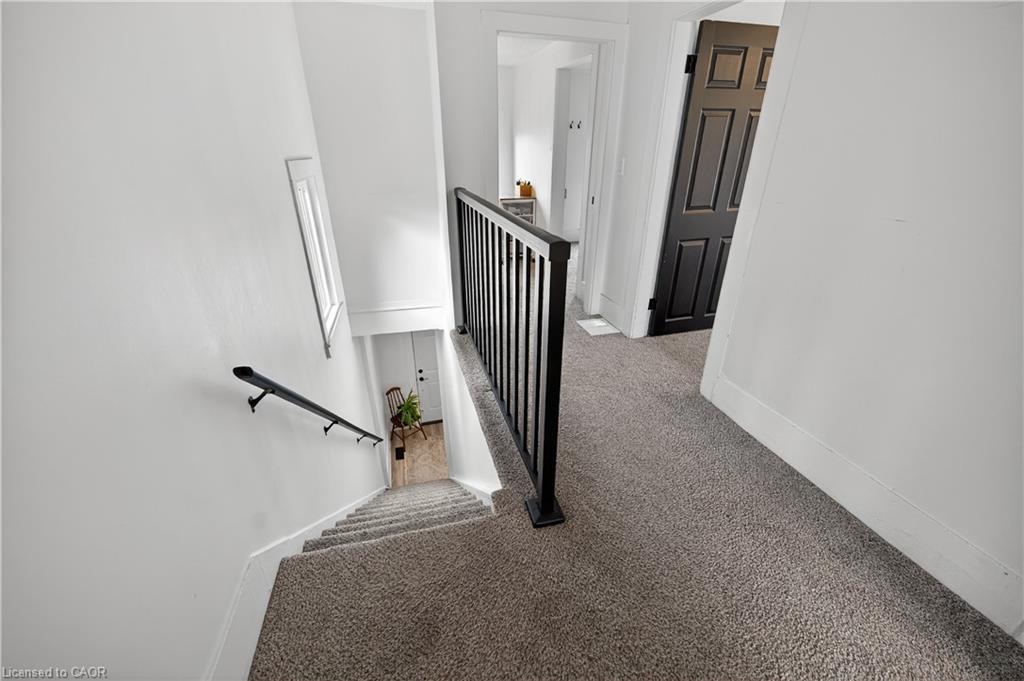 103 Charles Street W, Ingersoll, ON - Indoor Photo Showing Other Room