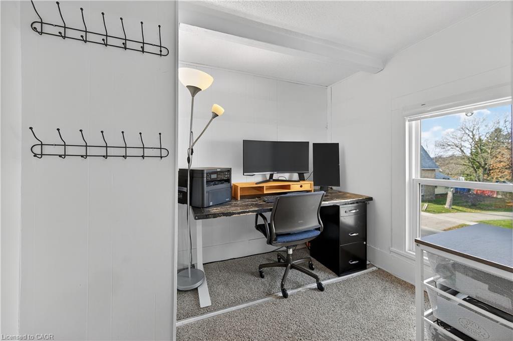 103 Charles Street W, Ingersoll, ON - Indoor Photo Showing Office