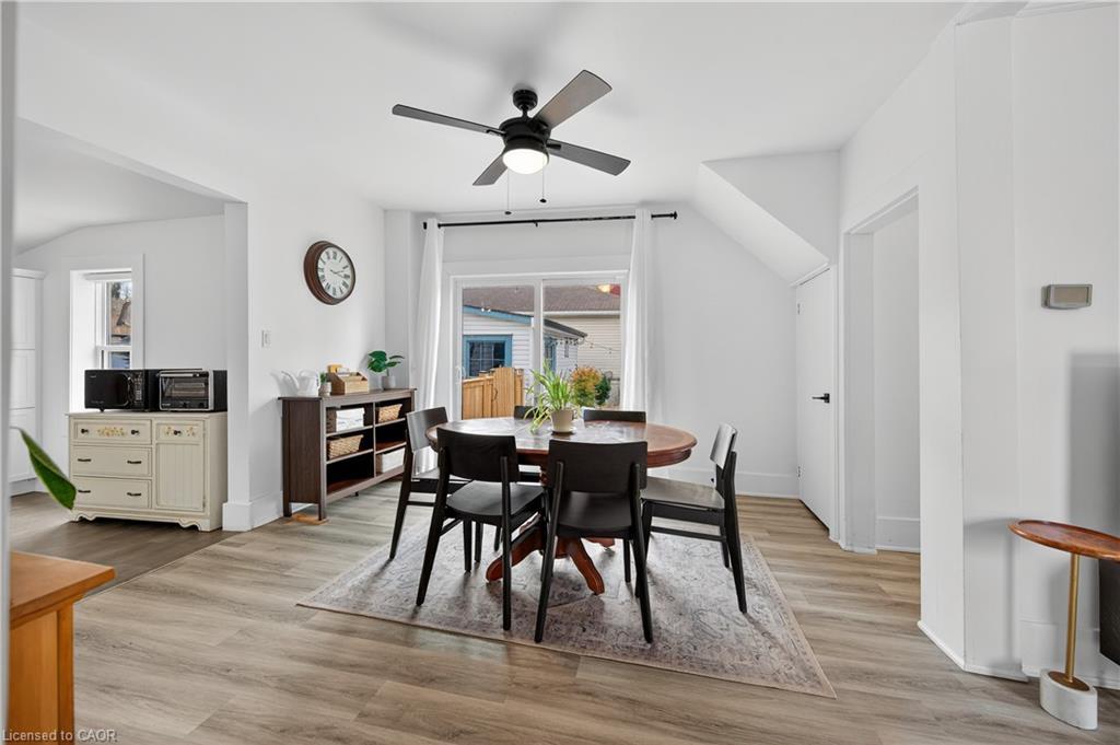 103 Charles Street W, Ingersoll, ON - Indoor Photo Showing Dining Room