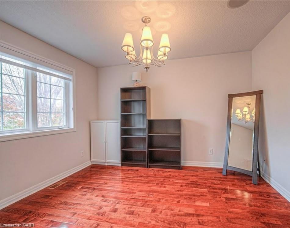 47 Dellgrove Circle, Cambridge, ON - Indoor Photo Showing Other Room