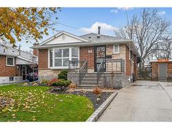 72 Viceroy Court Hamilton, ON L9A 3Y4