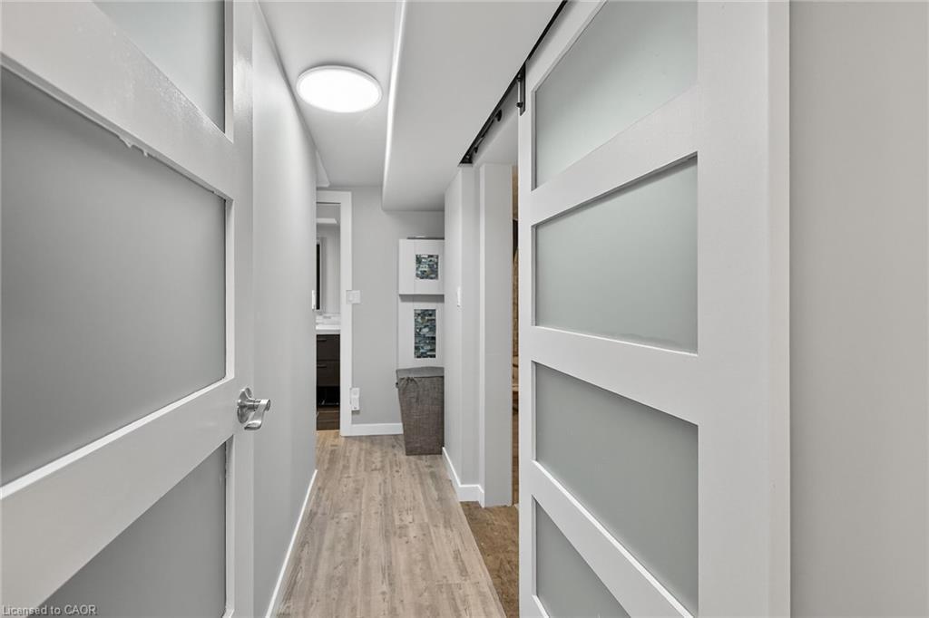 72 Viceroy Court, Hamilton, ON - Indoor Photo Showing Other Room