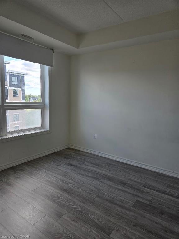 404-650 Sauve Street, Milton, ON - Indoor Photo Showing Other Room