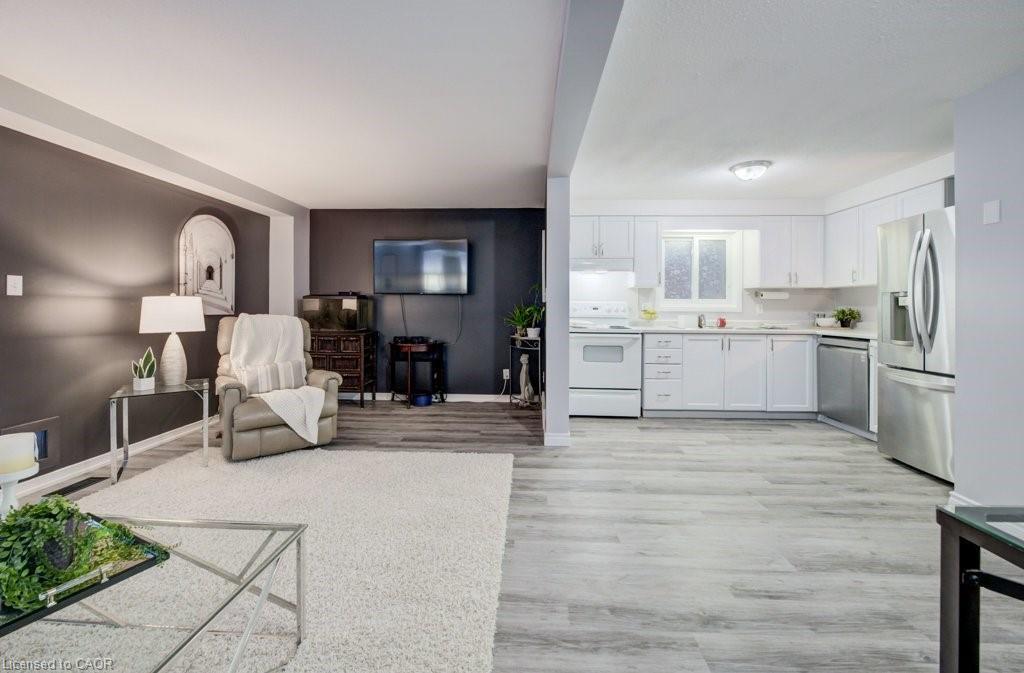 33 Orchid Crescent, Kitchener, ON - Indoor