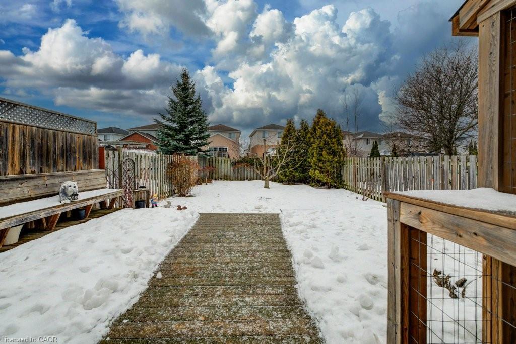 33 Orchid Crescent, Kitchener, ON - Outdoor