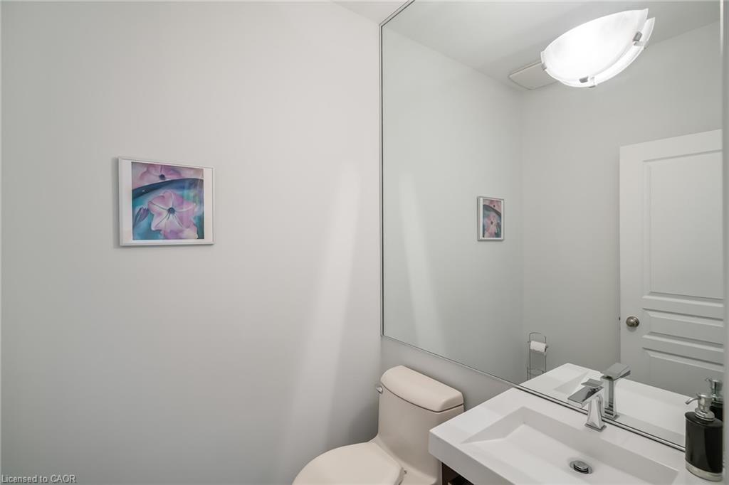 33-88 Lakeport Road, St. Catharines, ON - Indoor Photo Showing Bathroom