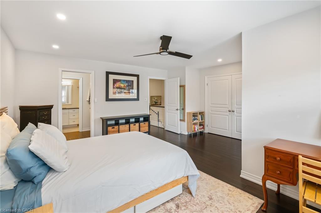 33-88 Lakeport Road, St. Catharines, ON - Indoor Photo Showing Bedroom