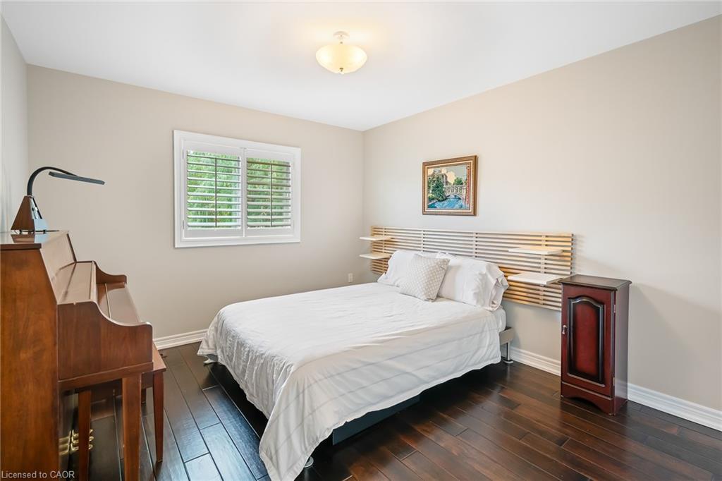 33-88 Lakeport Road, St. Catharines, ON - Indoor Photo Showing Bedroom