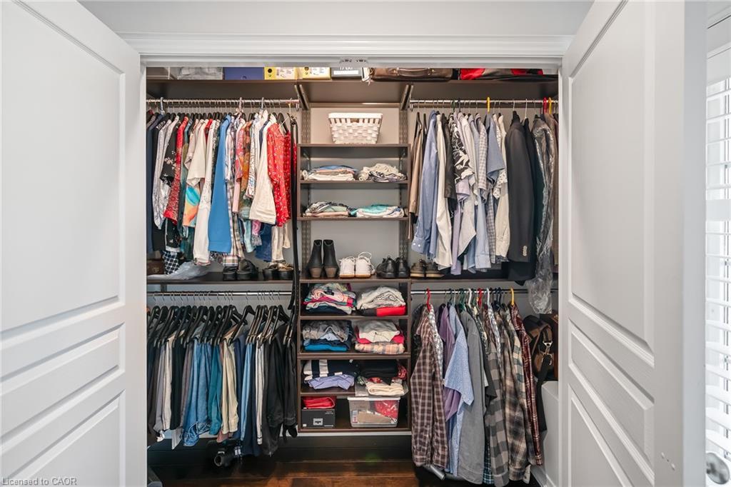 33-88 Lakeport Road, St. Catharines, ON - Indoor With Storage