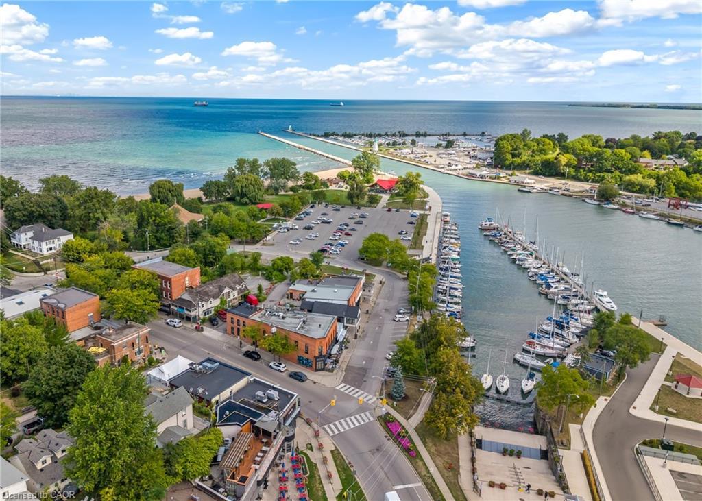 33-88 Lakeport Road, St. Catharines, ON - Outdoor With Body Of Water With View
