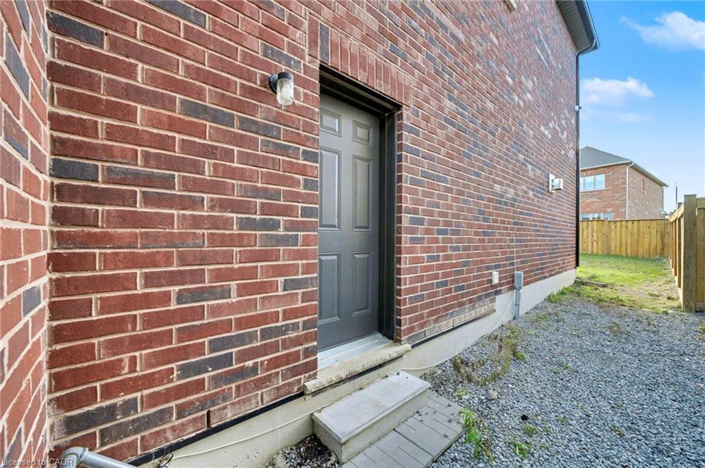 343 Northglen Boulevard, Bowmanville, ON - Outdoor With Exterior