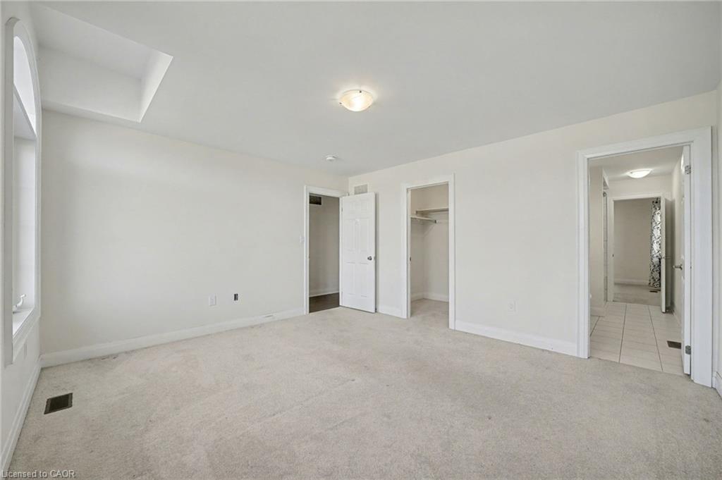 343 Northglen Boulevard, Bowmanville, ON - Indoor Photo Showing Other Room