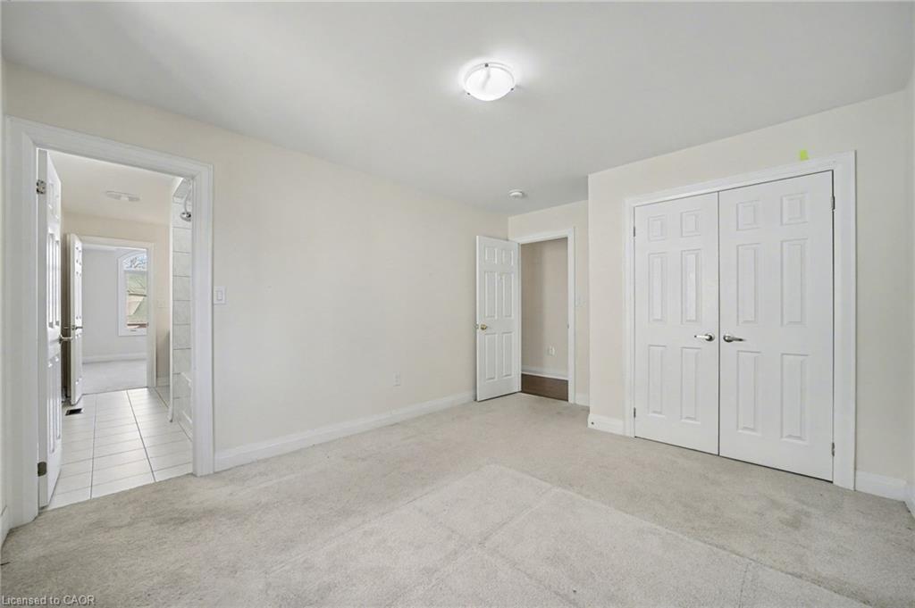 343 Northglen Boulevard, Bowmanville, ON - Indoor Photo Showing Other Room