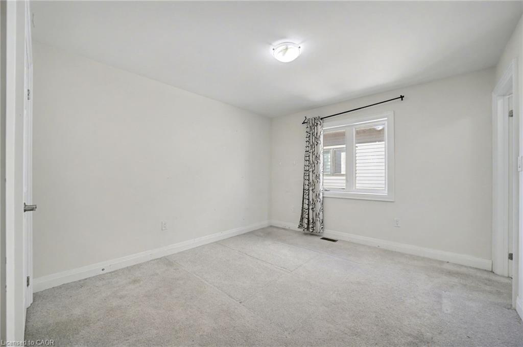 343 Northglen Boulevard, Bowmanville, ON - Indoor Photo Showing Other Room