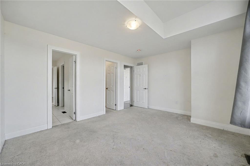 343 Northglen Boulevard, Bowmanville, ON - Indoor Photo Showing Other Room