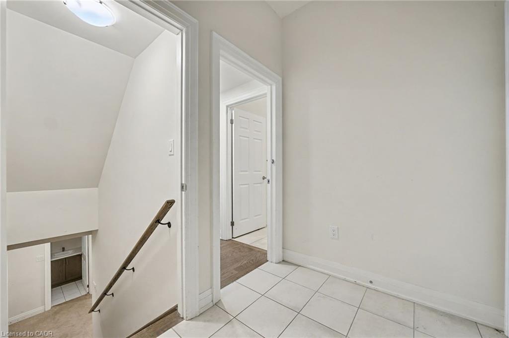 343 Northglen Boulevard, Bowmanville, ON - Indoor Photo Showing Other Room