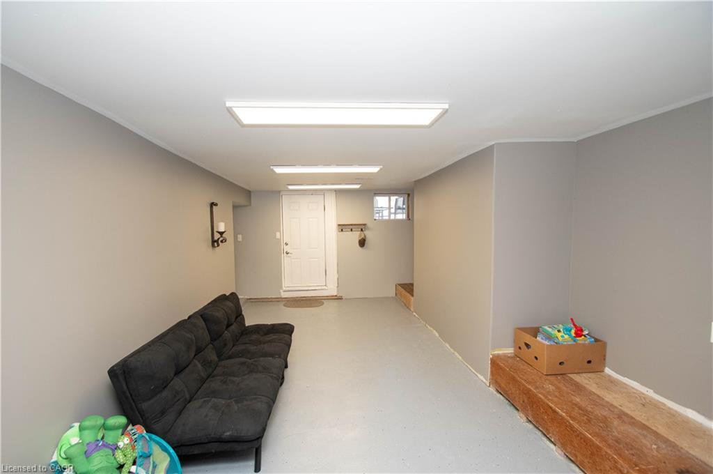 535 Mcdowell Road E, Simcoe, ON - Indoor