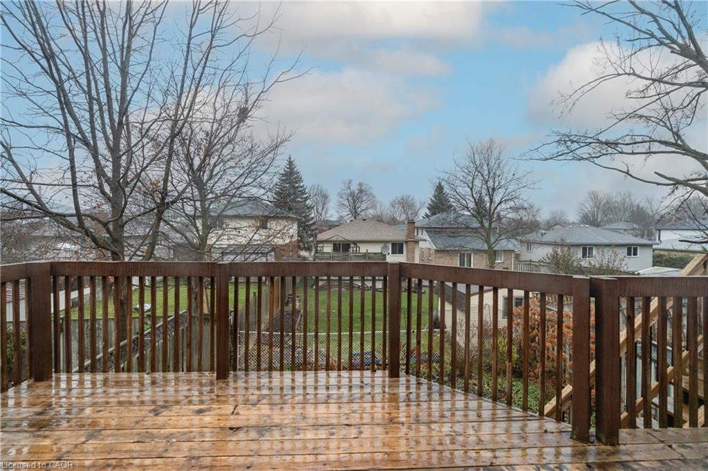 83 Burnaby Crescent, Kitchener, ON - Outdoor