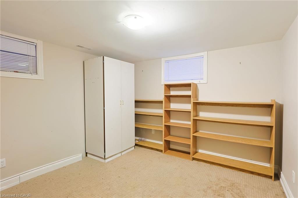 122 Fundy Avenue, London, ON - Indoor Photo Showing Other Room