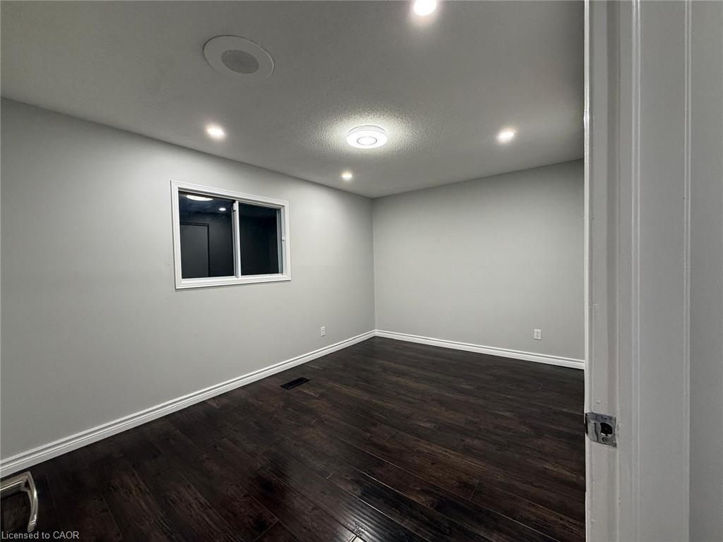 60 Denlow Street, Kitchener, ON - Indoor Photo Showing Other Room