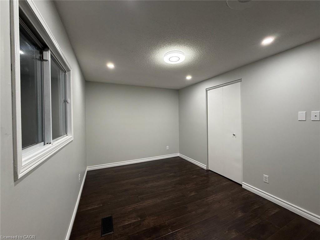 60 Denlow Street, Kitchener, ON - Indoor Photo Showing Other Room