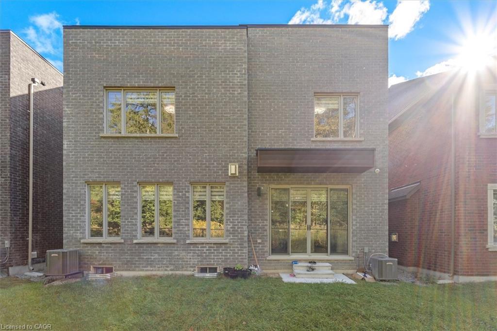 121 Milky Way Drive, Richmond Hill, ON - Outdoor With Exterior